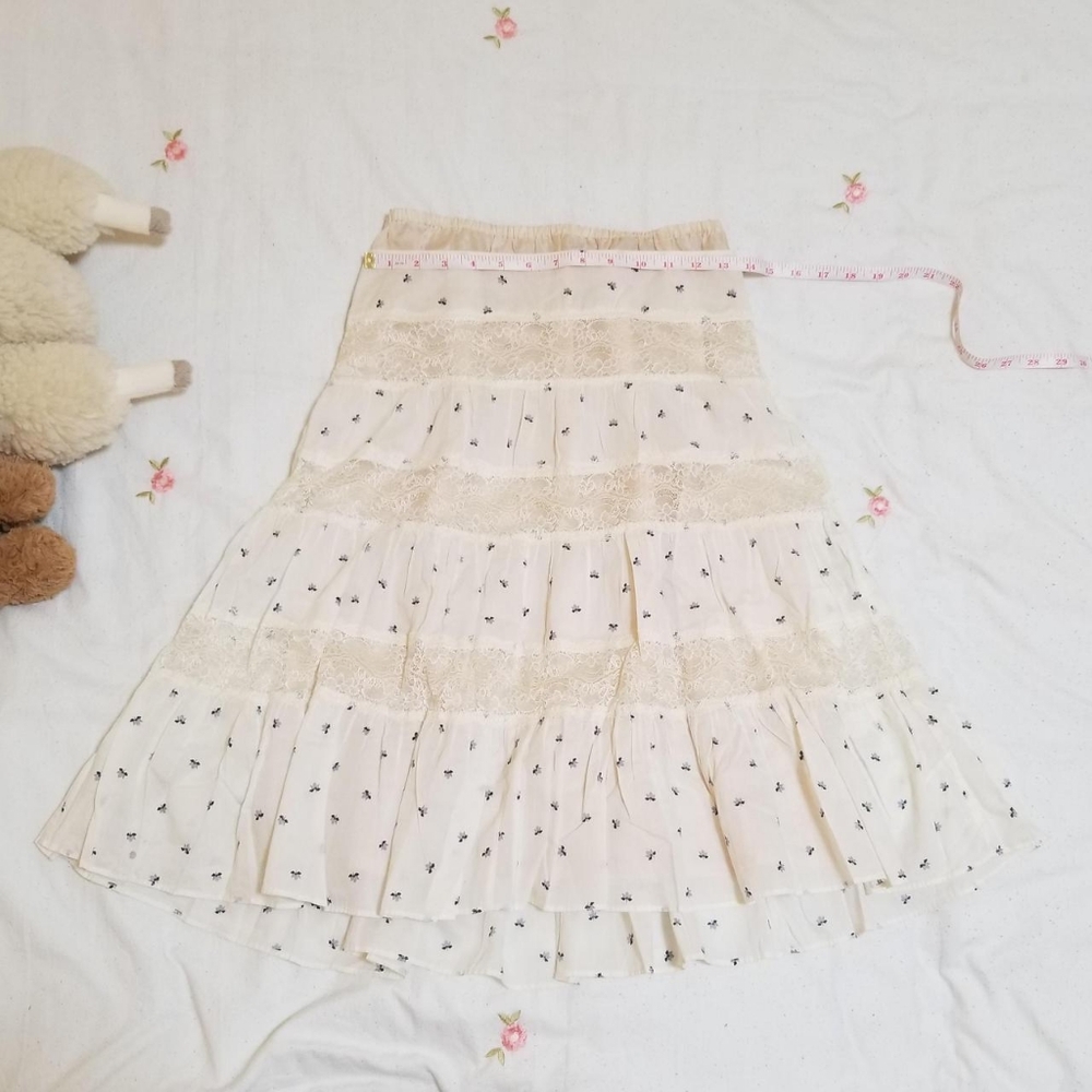 Japanese brand Jill Stuart floral lace skirt w/slip
